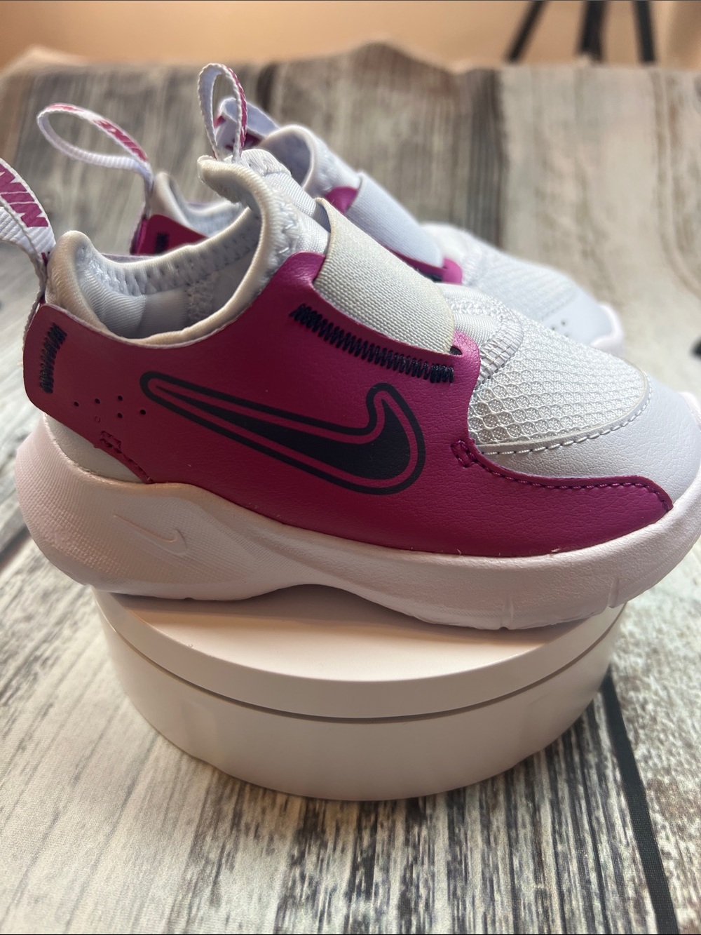 Nike Flex Runner 3 Infant Sneakers White/Pink Size 6C | NWOT